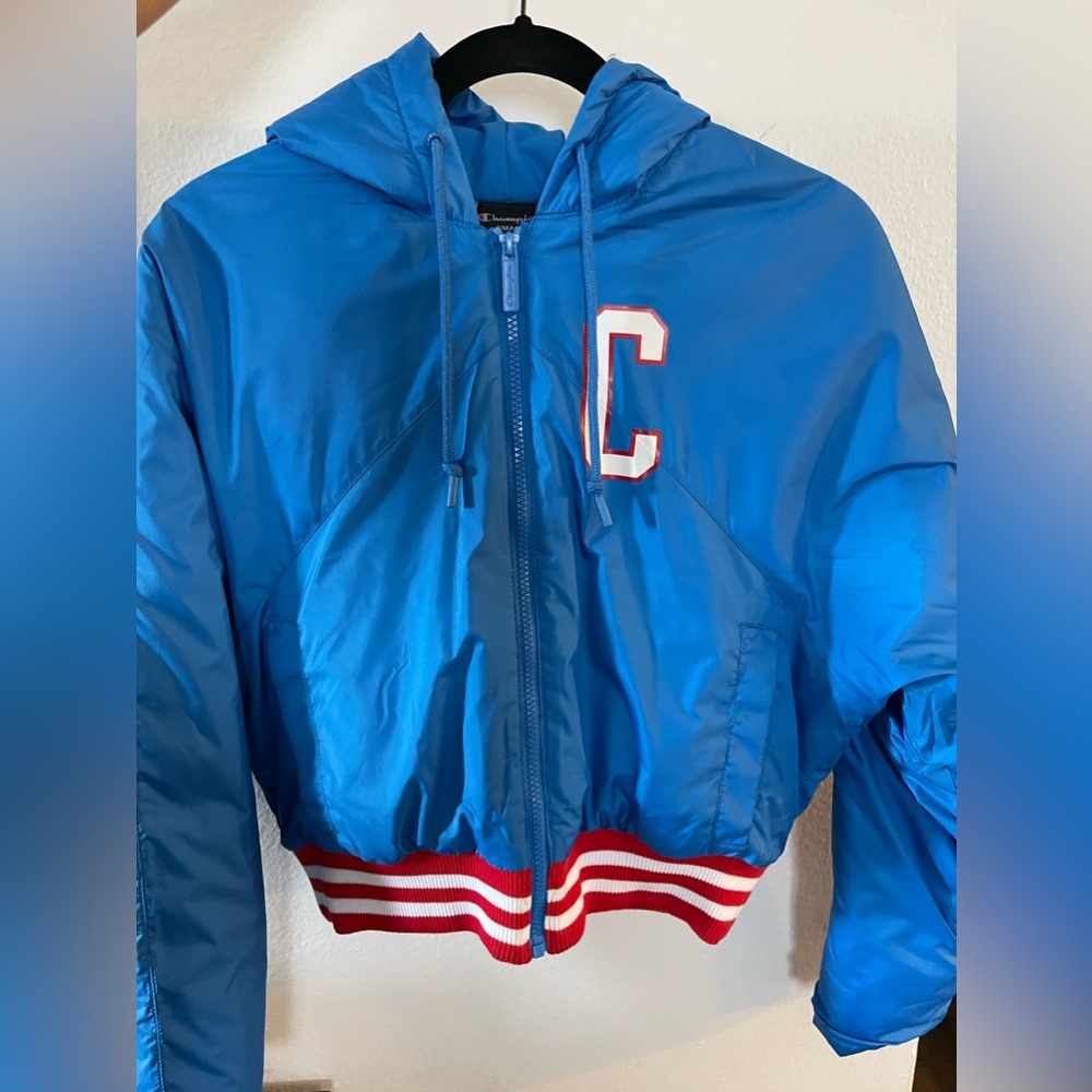 NWT Champion Cropped Filled Baseball Jacket Hooded Blue Red
